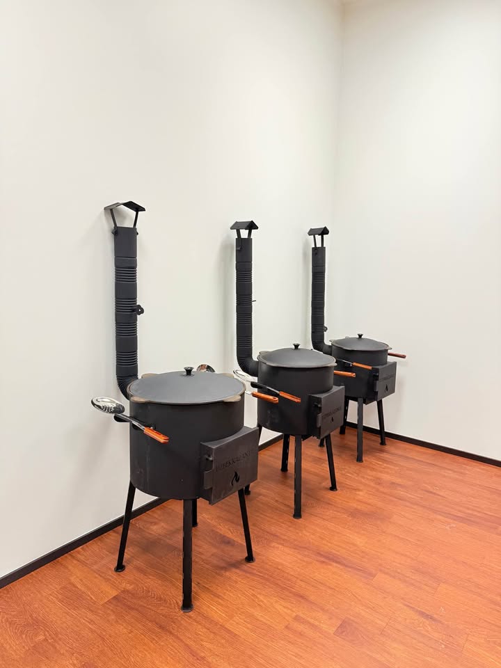 Ahi-pliit 3mm + Usbeki malmist pada 8l + shumovka 47cm + puidust 47cm